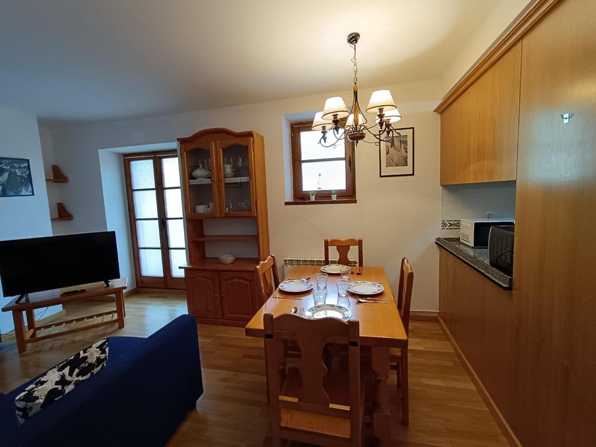 Vall Benas Familias-Valle De Benasque Luaran gambar